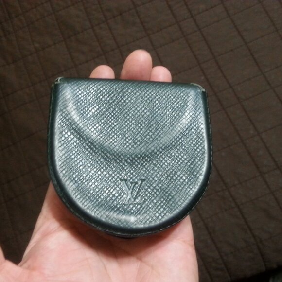 Vintage LV Louis Vuitton Taiga Leather Coin Wallet Case Holder Green  Women Men - Picture 5 of 16